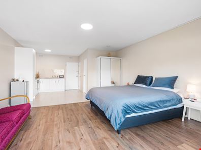 10/212 Hampden Road, Crawley WA 6009