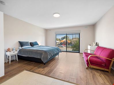 10/212 Hampden Road, Crawley WA 6009