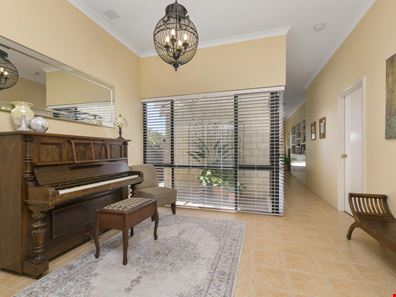 1/8 Hillberg Rise, Spearwood WA 6163
