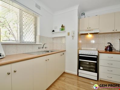 19/3 Powell Court, Orelia WA 6167