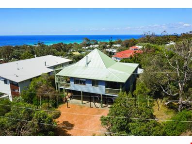 10 Eagle Bay Road, Eagle Bay WA 6281