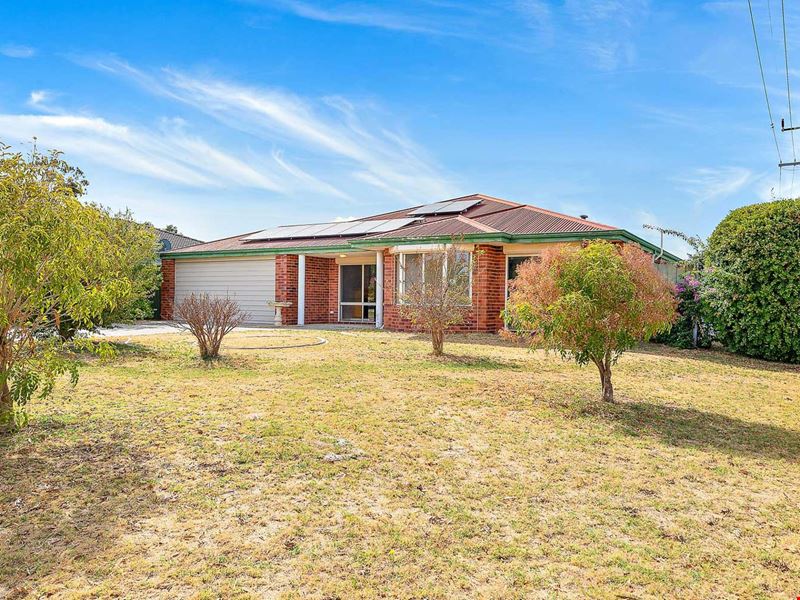 6 CARCOO COURT, Beckenham WA 6107