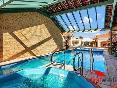 221/177 Dampier Avenue, Kallaroo WA 6025