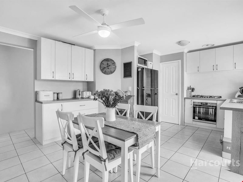 9/4 Binnar Court, Erskine WA 6210