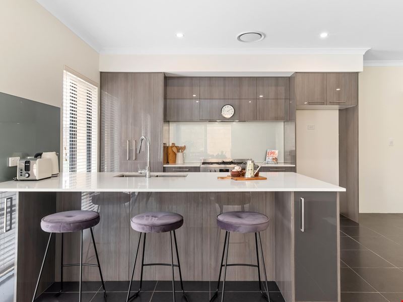 11 Drovers Way, Jane Brook WA 6056