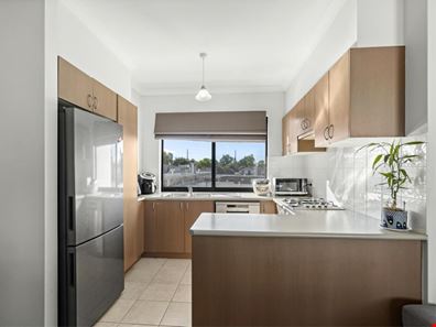 40/17 Southdown Place, Thornlie WA 6108