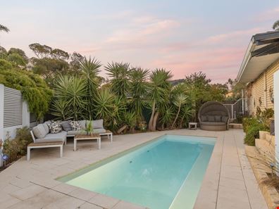 4 Champions Court, Connolly WA 6027