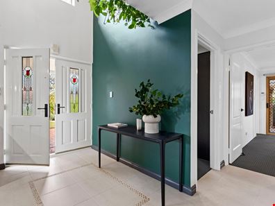 54 Silbert Circle, Winthrop WA 6150