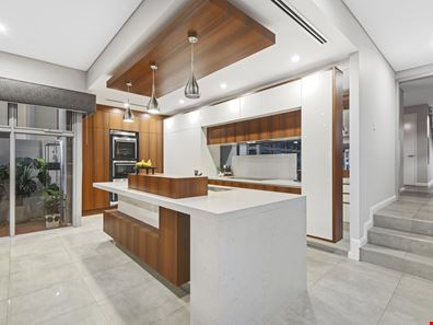 21 Moulden Avenue, Yokine WA 6060