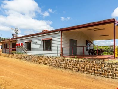 132 Kay Road, Bindoon WA 6502
