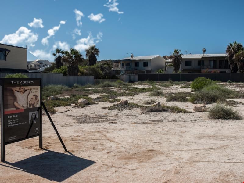 129 Knight Terrace, Denham WA 6537