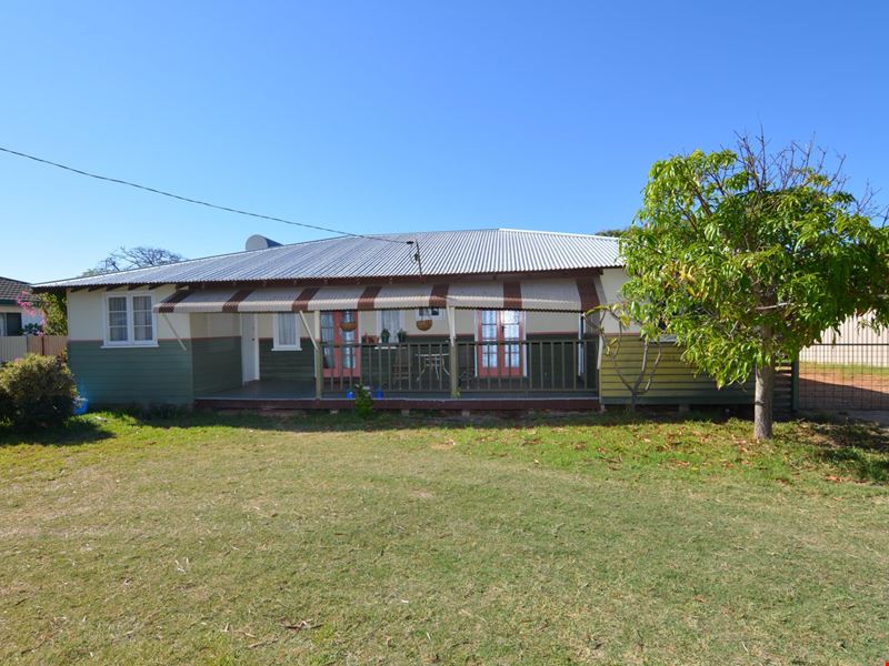 57 Douglas Street, Carnarvon WA 6701