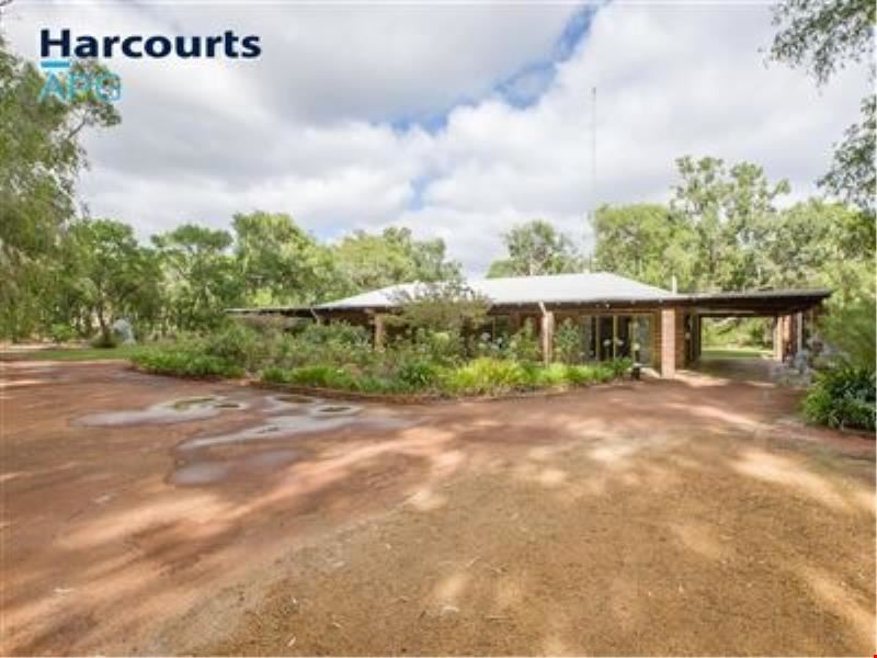 106 Minninup Road, Stratham WA 6237
