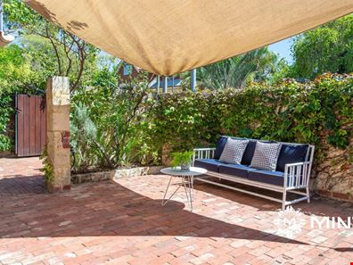 9 Dale Street, South Fremantle WA 6162
