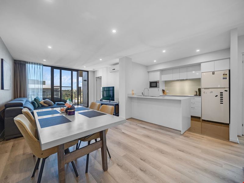 137/172 Railway Parade, West Leederville WA 6007