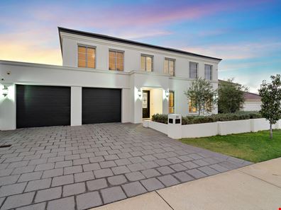 31 Sumich Gardens, Coogee WA 6166