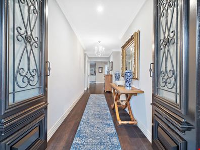 31 Sumich Gardens, Coogee WA 6166