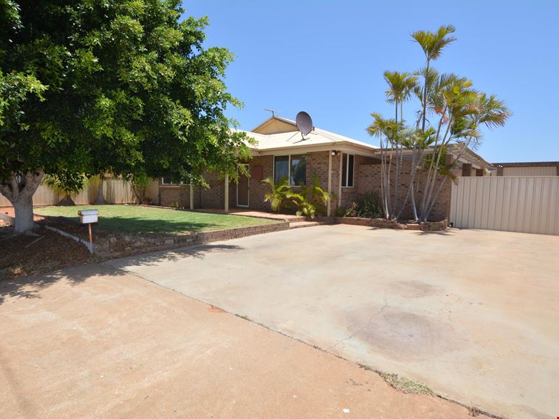 99 Gascoyne Road, Carnarvon WA 6701