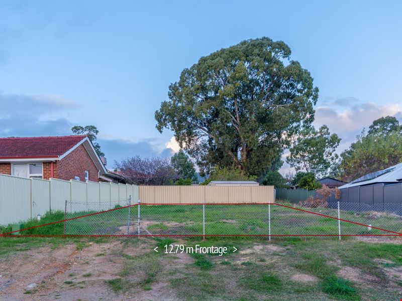 4A Caladenia Way, Koongamia WA 6056