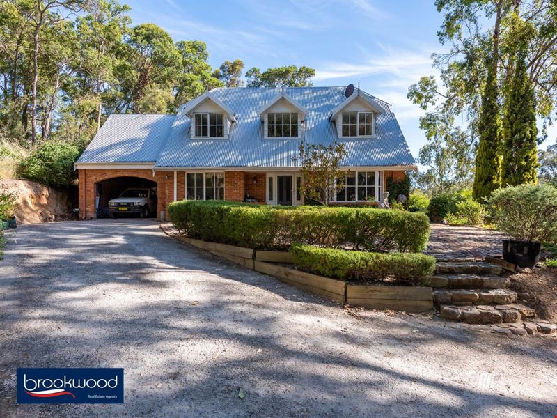 200 Moray Road, Glen Forrest WA 6071