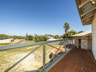 15 Ledge Point Road, Ledge Point WA 6043