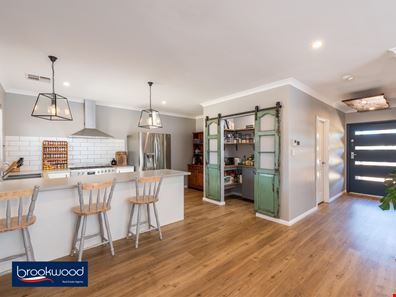 26 Wooroloo Chase, Copley WA 6562