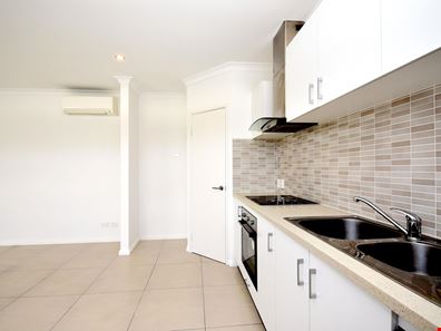 7/3 Morago Crescent, Cloverdale WA 6105