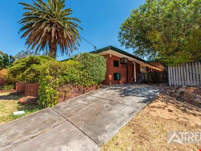 15/ Coolabah Drive, Mount Nasura WA 6112