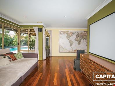 82A Welwyn Avenue, Salter Point WA 6152