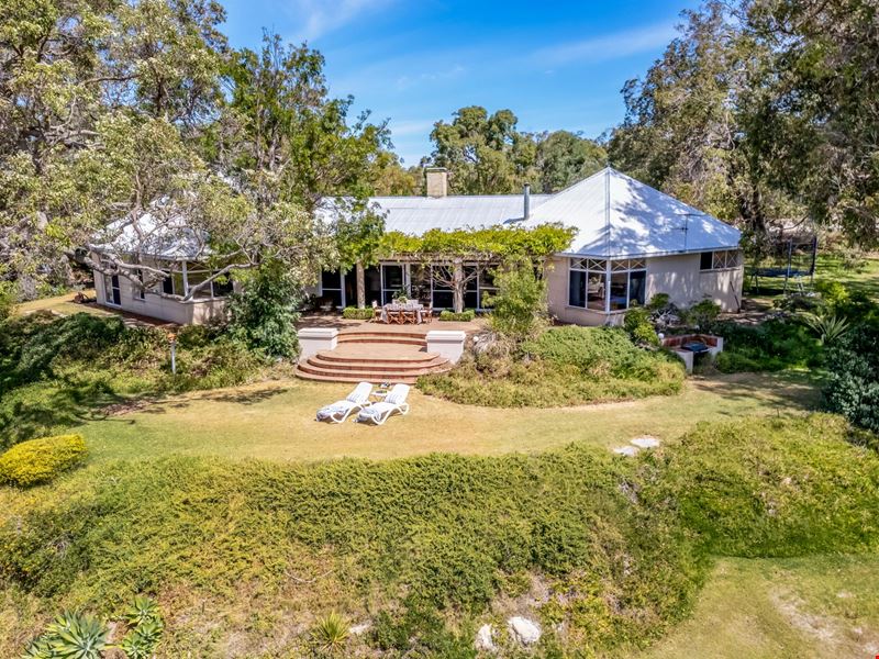 26 Raywood Road, Bouvard WA 6211