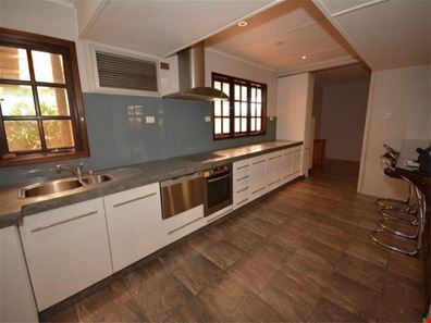 11 Mindarra Drive, Newman WA 6753