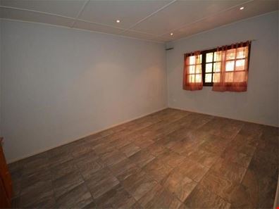 11 Mindarra Drive, Newman WA 6753