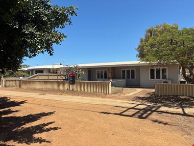 317 Robinson Street, East Carnarvon WA 6701