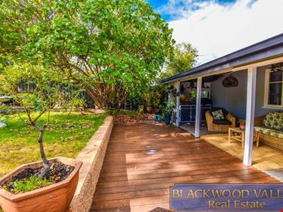 7 Padbury Road, Bridgetown WA 6255