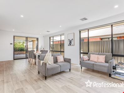 13 Hyfield Street, Haynes WA 6112