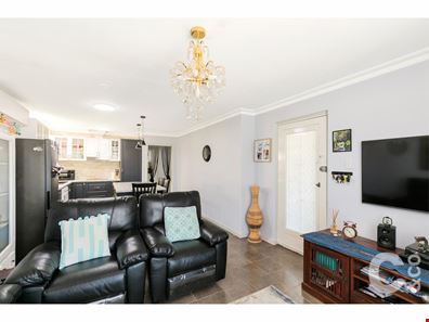42A Littlemore Road, Orelia WA 6167
