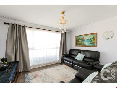 42A Littlemore Road, Orelia WA 6167