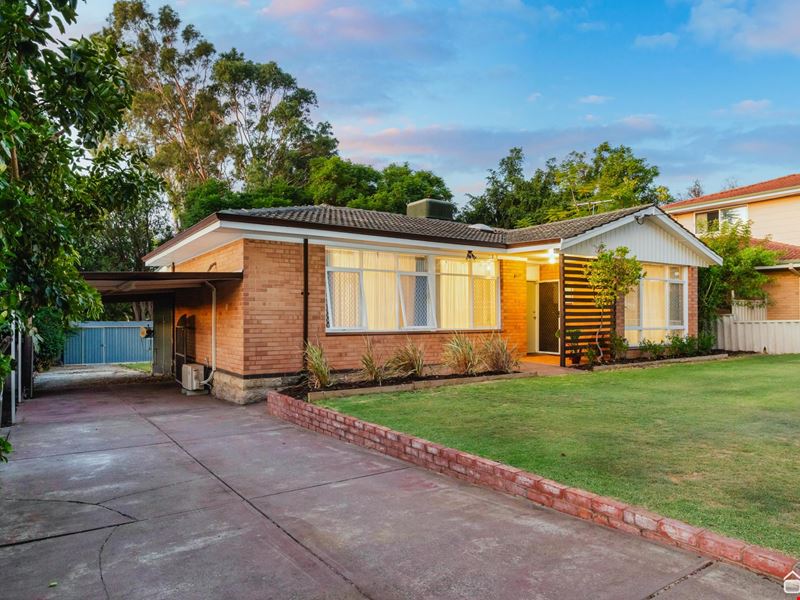 27 Sonego Avenue, Kelmscott WA 6111
