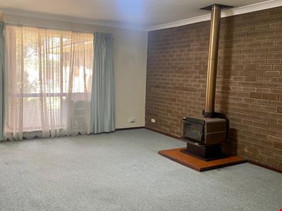 8B Thatcher Street, Waroona WA 6215