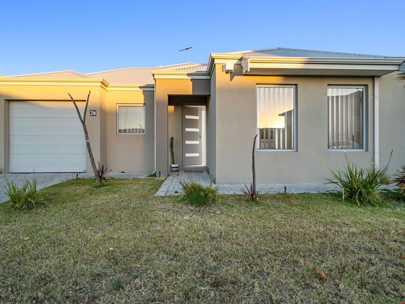 28 Syndicate Link, Lake Coogee WA 6166