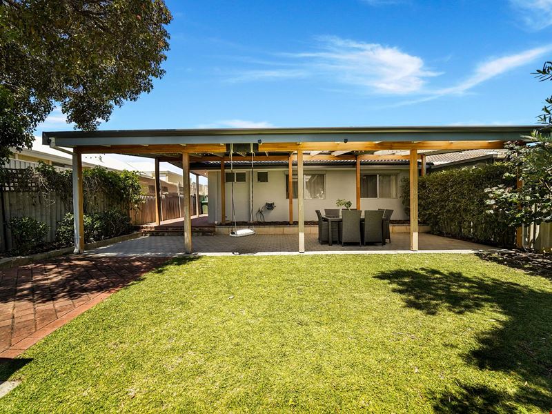 1A Bridgewater Drive, Kallaroo WA 6025