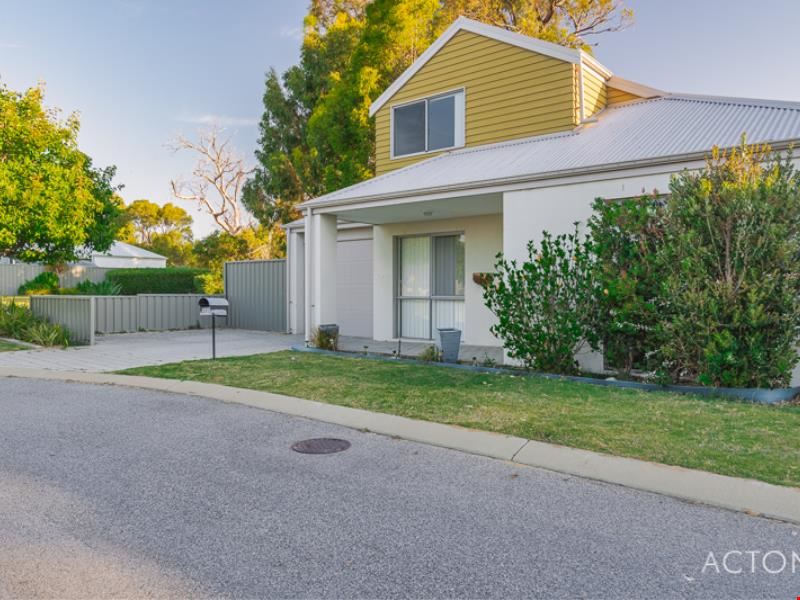 25 Elkridge Turn, Meadow Springs WA 6210