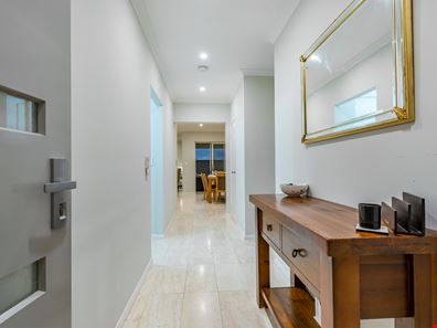 32 Fontelina Parade, Iluka WA 6028