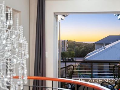 12 Calis Avenue, Iluka WA 6028