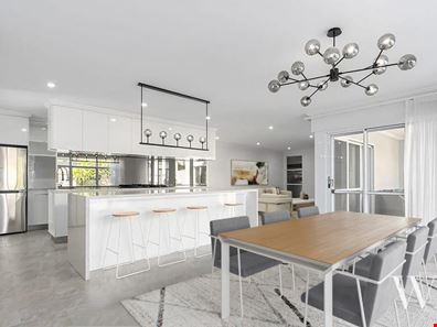 31 Wanstead Street, North Coogee WA 6163