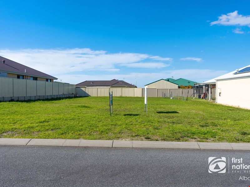 6 Stoddart Corner, Mckail WA 6330