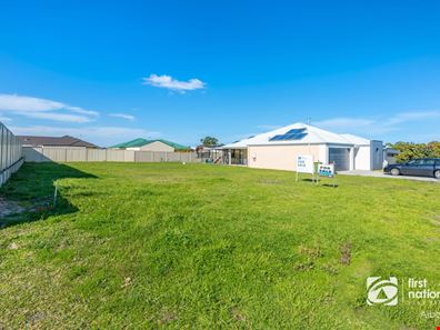 6 Stoddart Corner, Mckail WA 6330