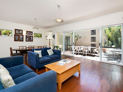 20 Hawkstone Street, Cottesloe WA 6011