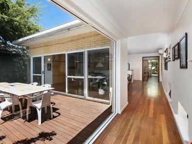 20 Hawkstone Street, Cottesloe WA 6011