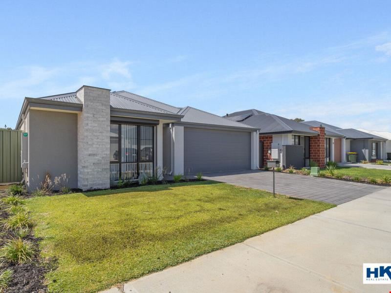 24 Ashville Grange, Henley Brook WA 6055